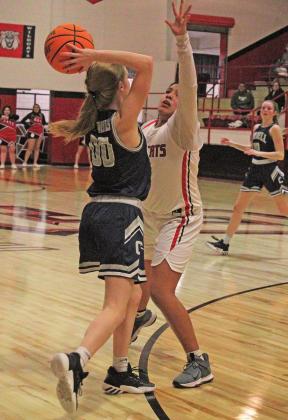 Escape plan: Cordell athlete returns from Texas for senior year