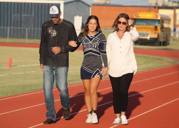 Senior Jadyn Kautz, daughter of Damon Kautz &amp; Misty Gossen