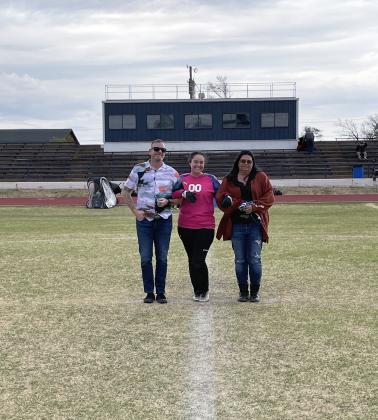 #00 Gwen Wickware, escorted by Roy &amp; April Wickware