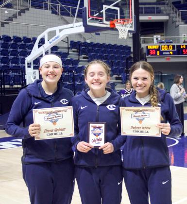 Emma Holman, Calliy Walker, Tralynn White - Photo by Brooklynn Peek