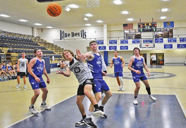 BASKETBALL