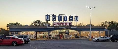 Cordell’s United Supermarket deemed safe amid store closures
