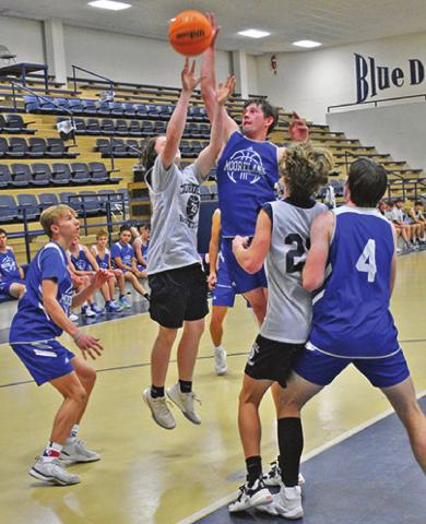 BASKETBALL