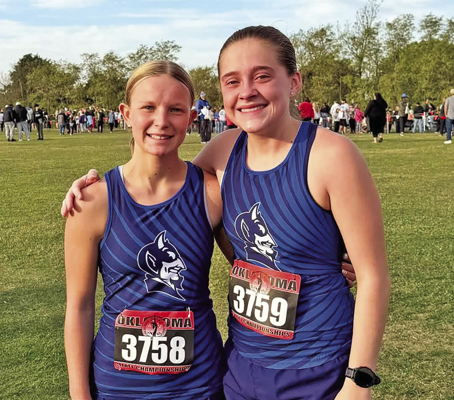 Walker, Moore Earn Top 25 Finishes at State XC