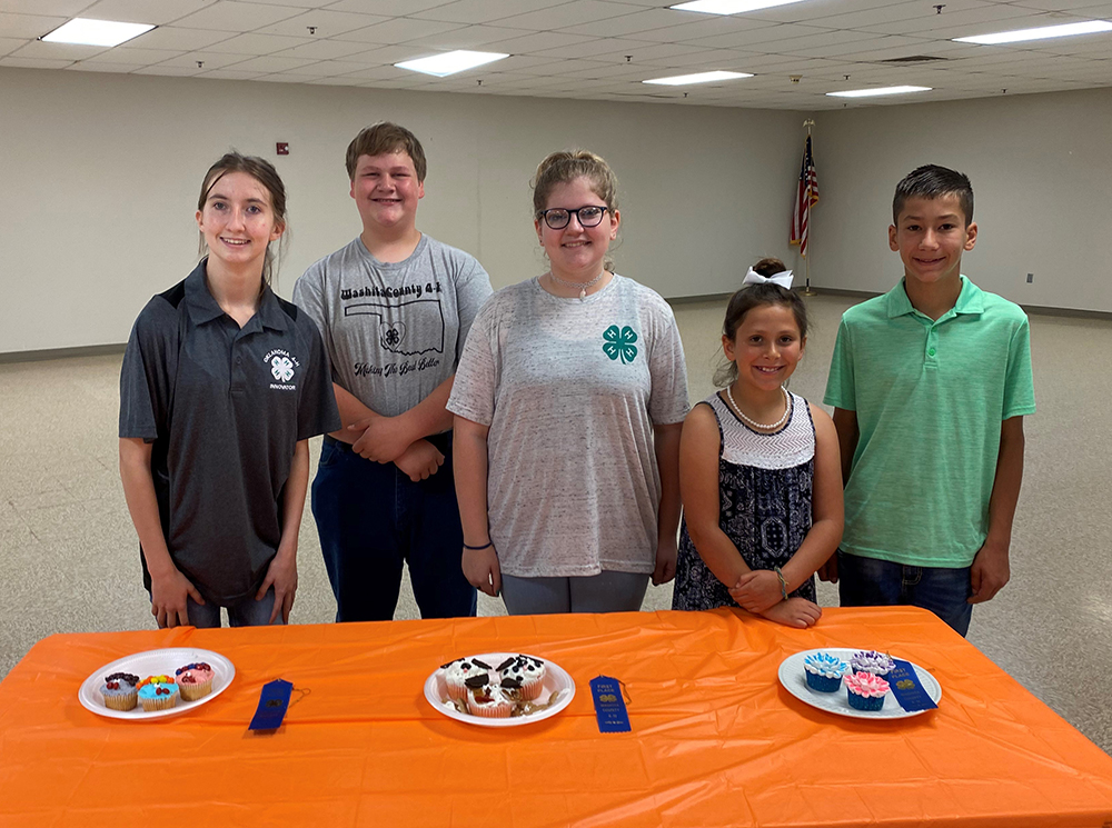 First place division winners (L-R): Senior Division- Joey Mooney (BF-DC Senior), Intermediate Division- Brance Barnett &amp; Kathryn Sirmon (BF-DC Senior), Junior Division- Bailey &amp; Korben Gossen (Cordell Junior)