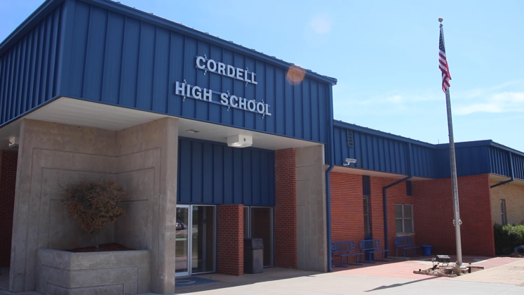 School Board votes to change quarantine rules