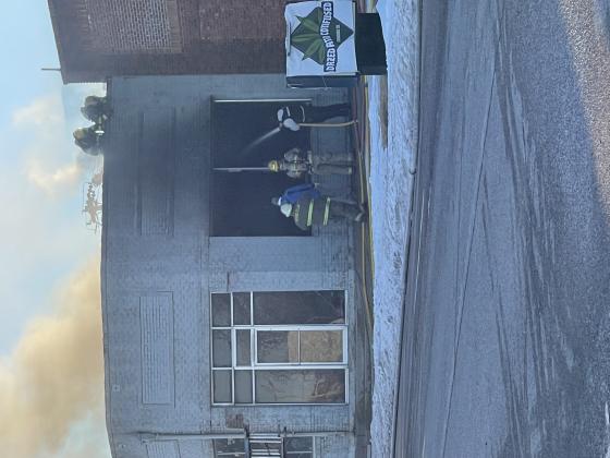 Local structure fire damages business