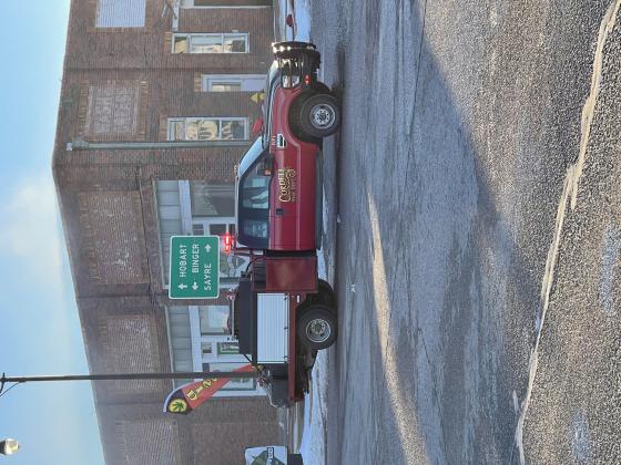 Local structure fire damages business