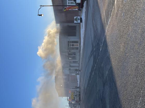 Local structure fire damages business