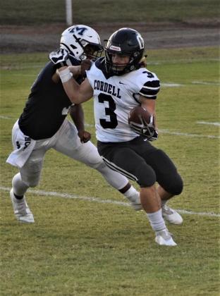 Blaine Larsen, Football
