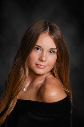 Reneé Javorsky, Valedictorian