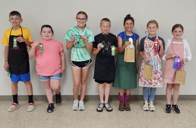Fun for all as Washita County 4-H Cupcake Wars Contest and STEM Workshop Held