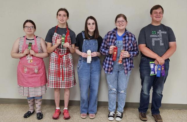 Fun for all as Washita County 4-H Cupcake Wars Contest and STEM Workshop Held