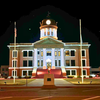 Washita County Courthouse photo by Sarah Lou