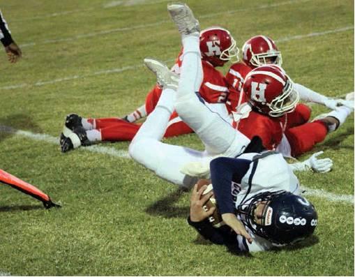 Hinton Comets Shoot Past Blue Devils, 20-7