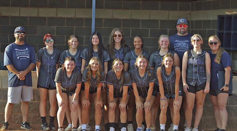 ABOVE: High School softball team BELOW: Junior High softball team