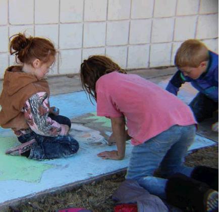 Cordell Chamber Celebrates Christmas In The Park