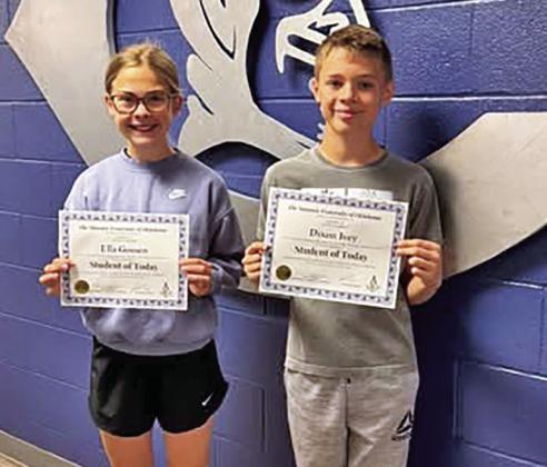 Cordell Masons honor outstanding students and educators
