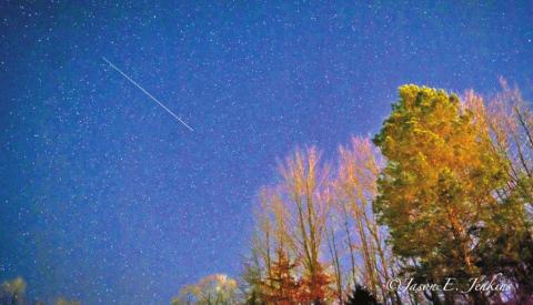 A 30-second image of a Geminid Meteor shower. JASON JENKINS / COMMONS.WIKIMEDIA.ORG