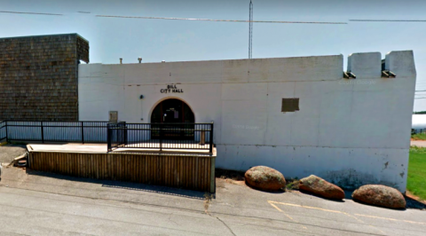 Dill City Hall