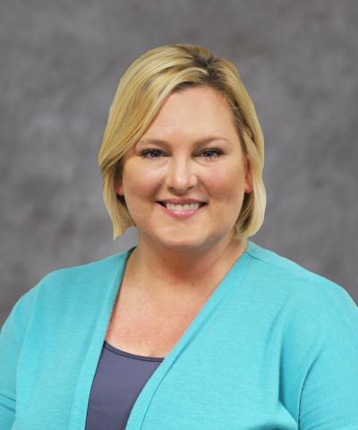 Alicia Holt
