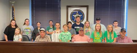 Left to right back row: Kristen Dowell, Zada Baker, Sage Waugh, Maggie Towery, Francesca Bloomer, Braxton Barnett, Brance Barnett, Bentlee Lester, Jacob Baker, Everett Huntzinger Front row: Isabella Huntzinger, Leo Goeringer, Kali Bloomer, Steve Thompkins, Maddux Funkhouser, Madi Davidson, Bart Gossen