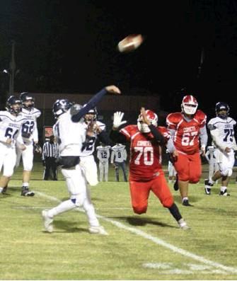 Hinton Comets Shoot Past Blue Devils, 20-7