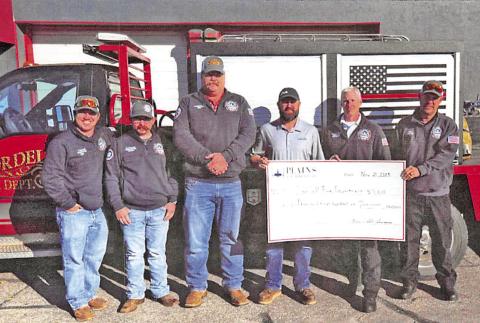 L-R Donald Mitchell, Dalton Alexander, Levi Jones, Clayton Painter of Plains Pipeline, Seth Slaughterback, Heath Syfert CONTRIBUTED PHOTO