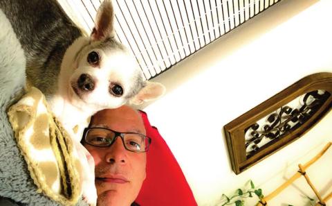 Send us photos of your selfies with your pets